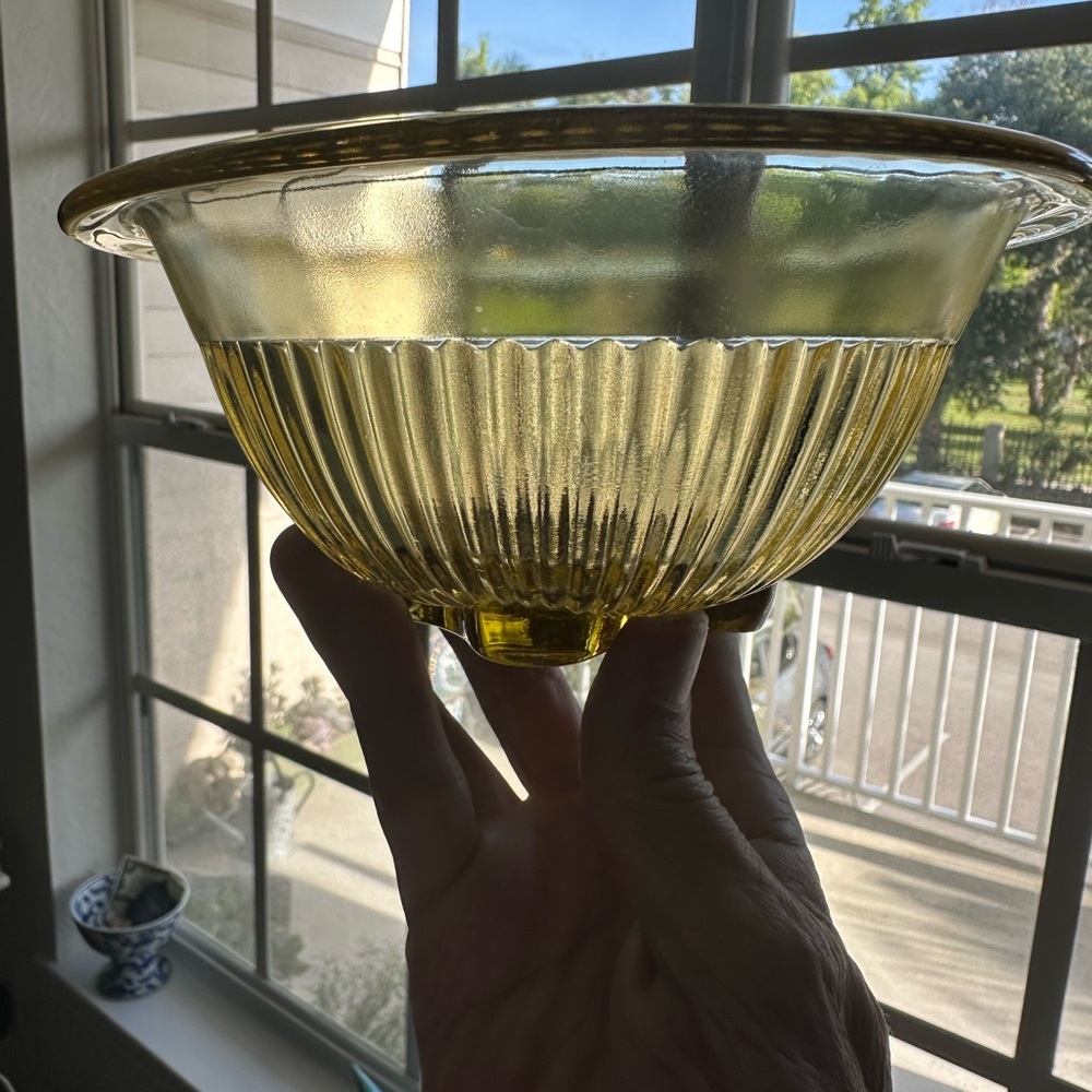 Two Vintage Federal Glass Golden Glow Depression Glass Bowls 1930s